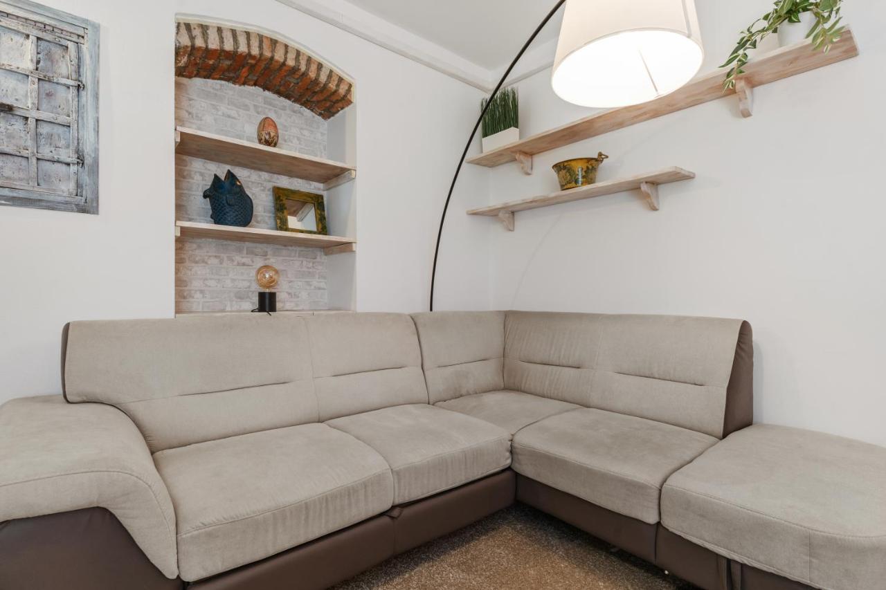 Porta Genova Navigli Classy Flat Милано Екстериор снимка